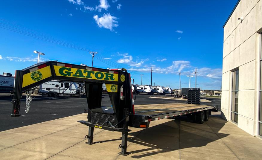 30 ft Gooseneck Trailer Gatormade for sale