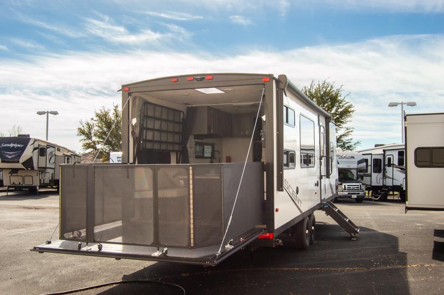 Ozark 2800THKX Toy Hauler-005